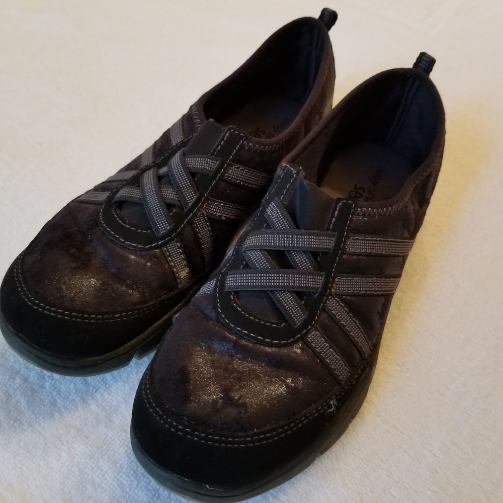 Easy Street Women's Kila Flat 7.5